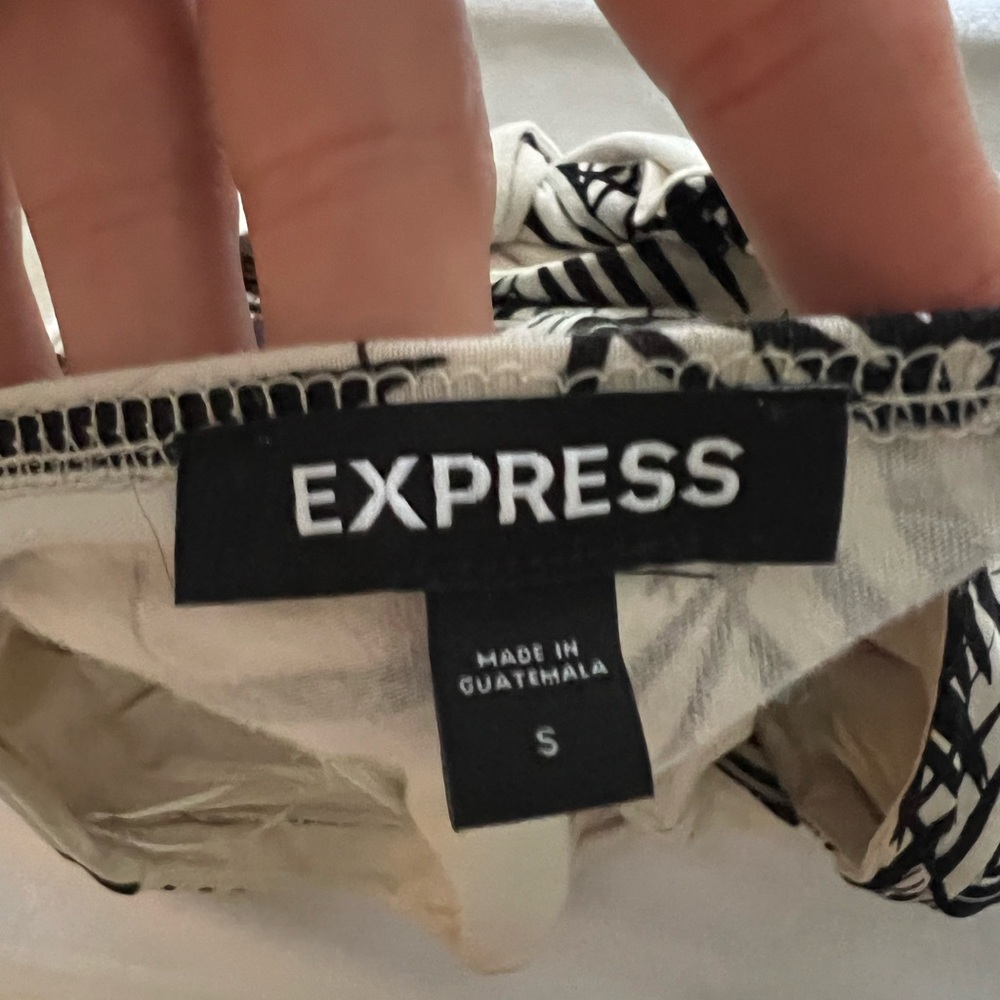 Express Top Bundle - Picture 7 of 7